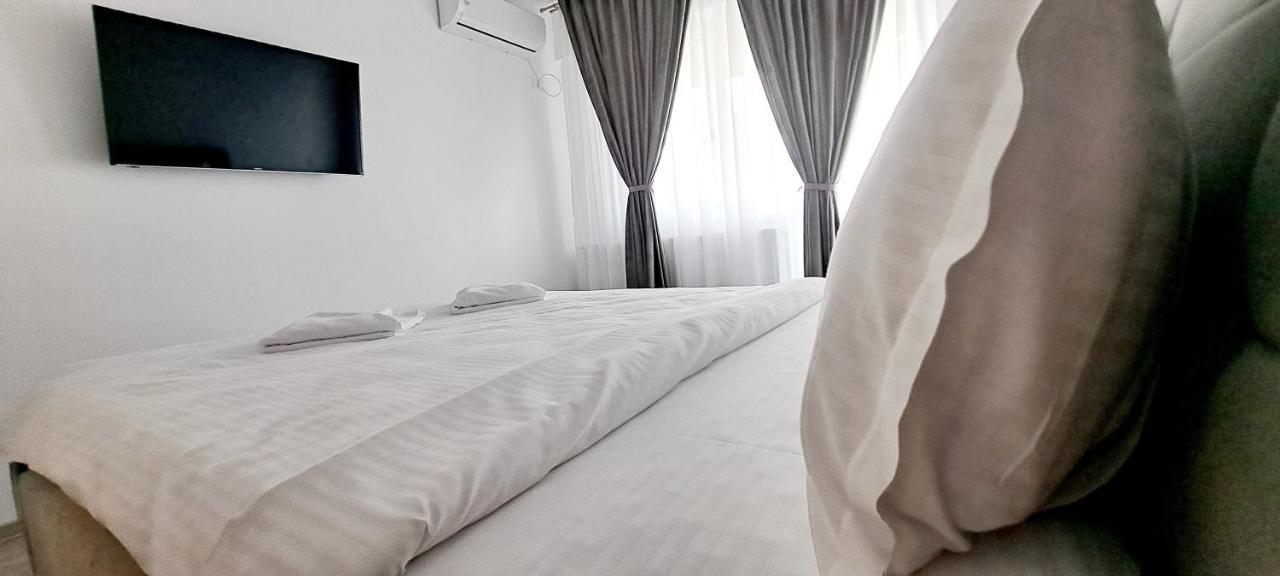 Relax Home Apartment Q Iasi Exterior photo